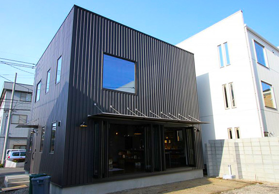 ゼロキューブ ウェアハウス(ZERO-CUBE WAREHOUSE)外観写真
